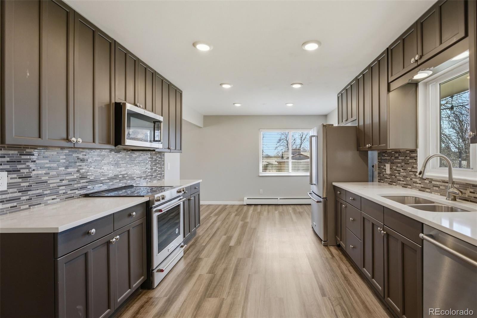 2797 S Benton Street