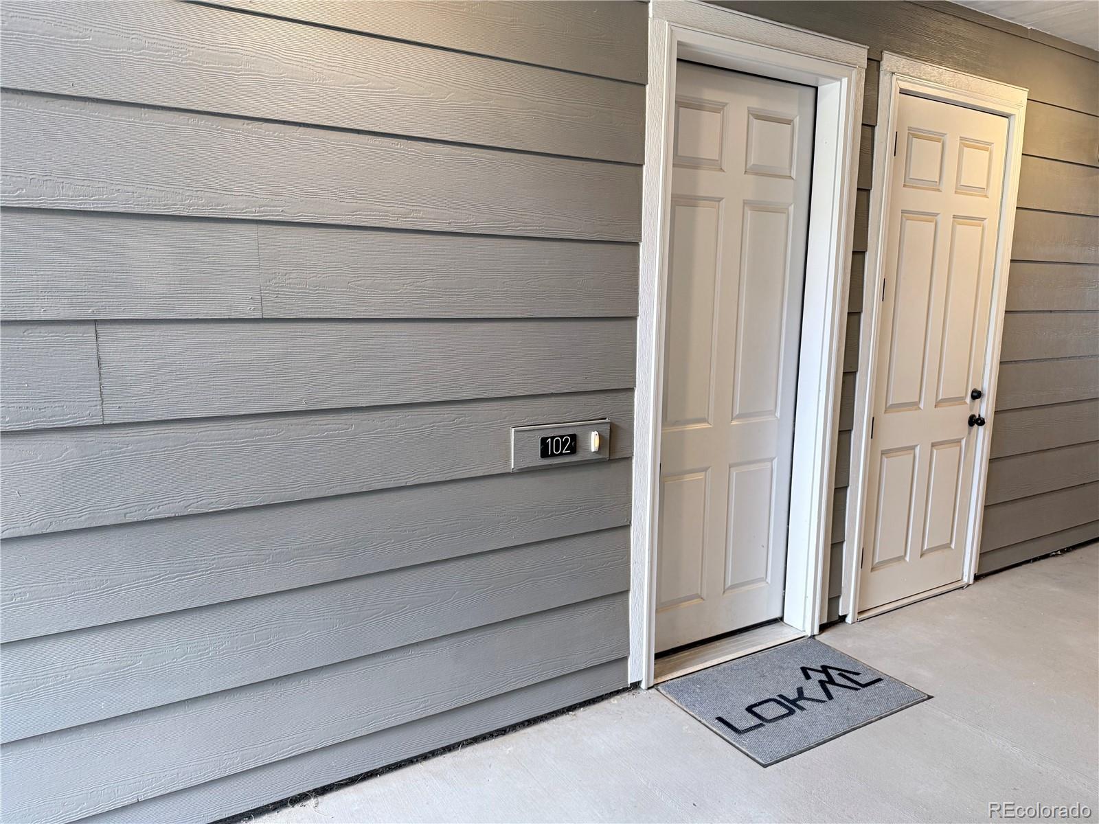 6153 N Ceylon Street 9-102