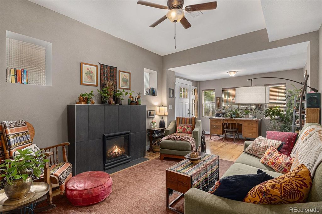 Photo of 1220 N Logan Street, Denver, CO 80203 (MLS # 5495997)