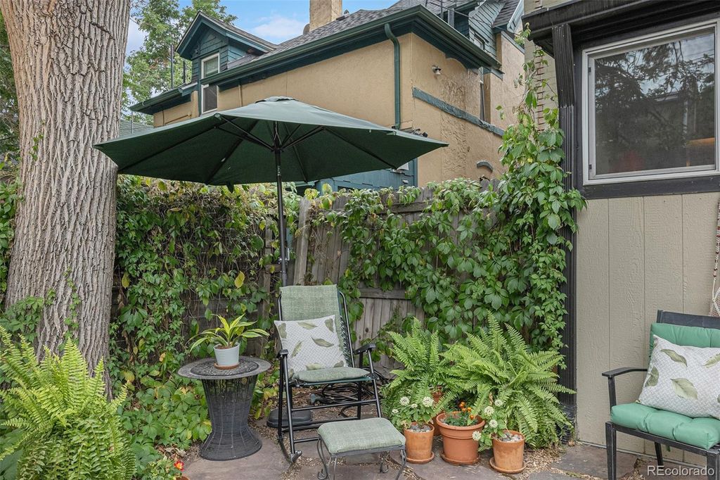 Photo of 1220 N Logan Street, Denver, CO 80203 (MLS # 5495997)