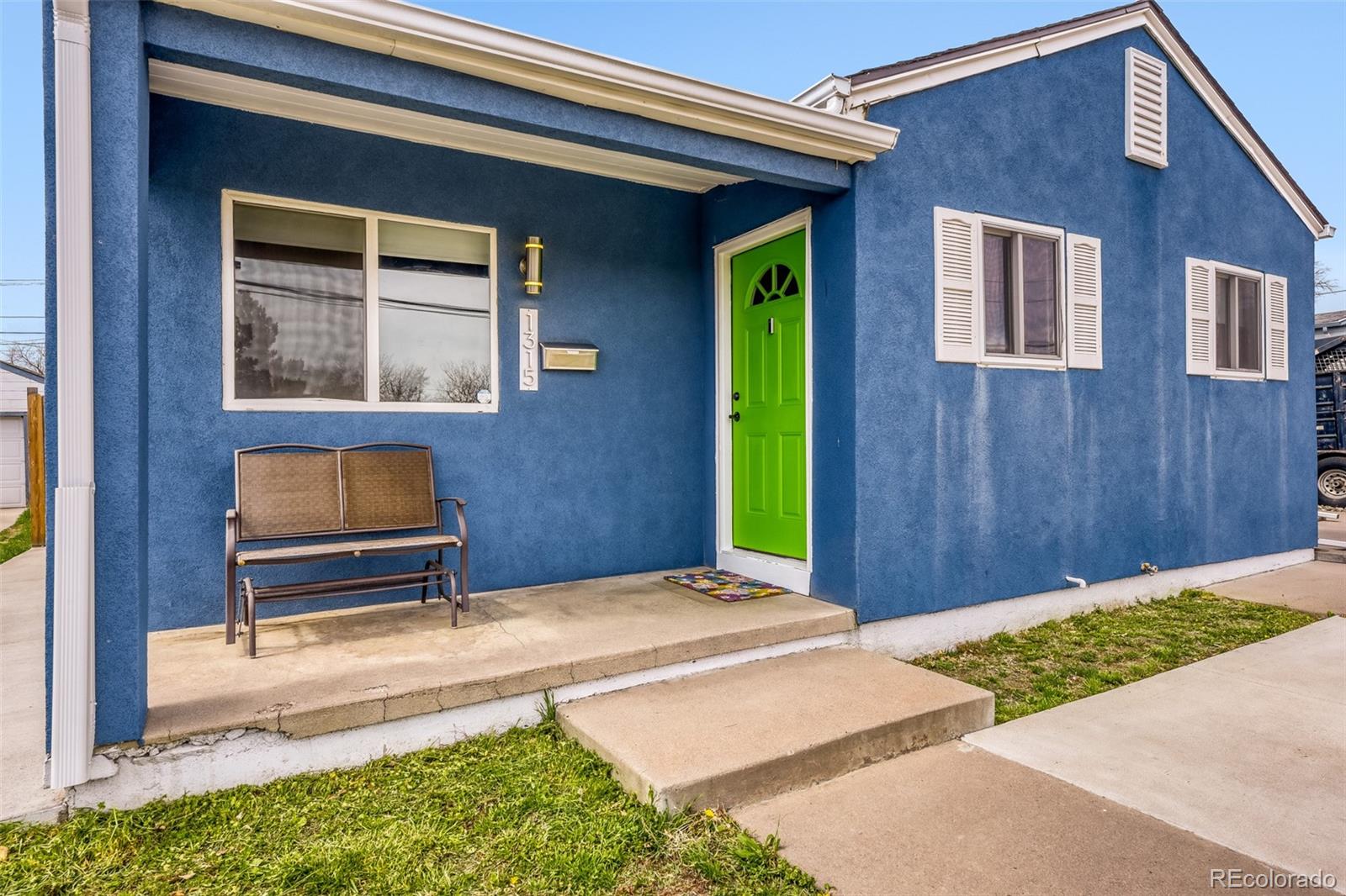 1315 S Irving Street