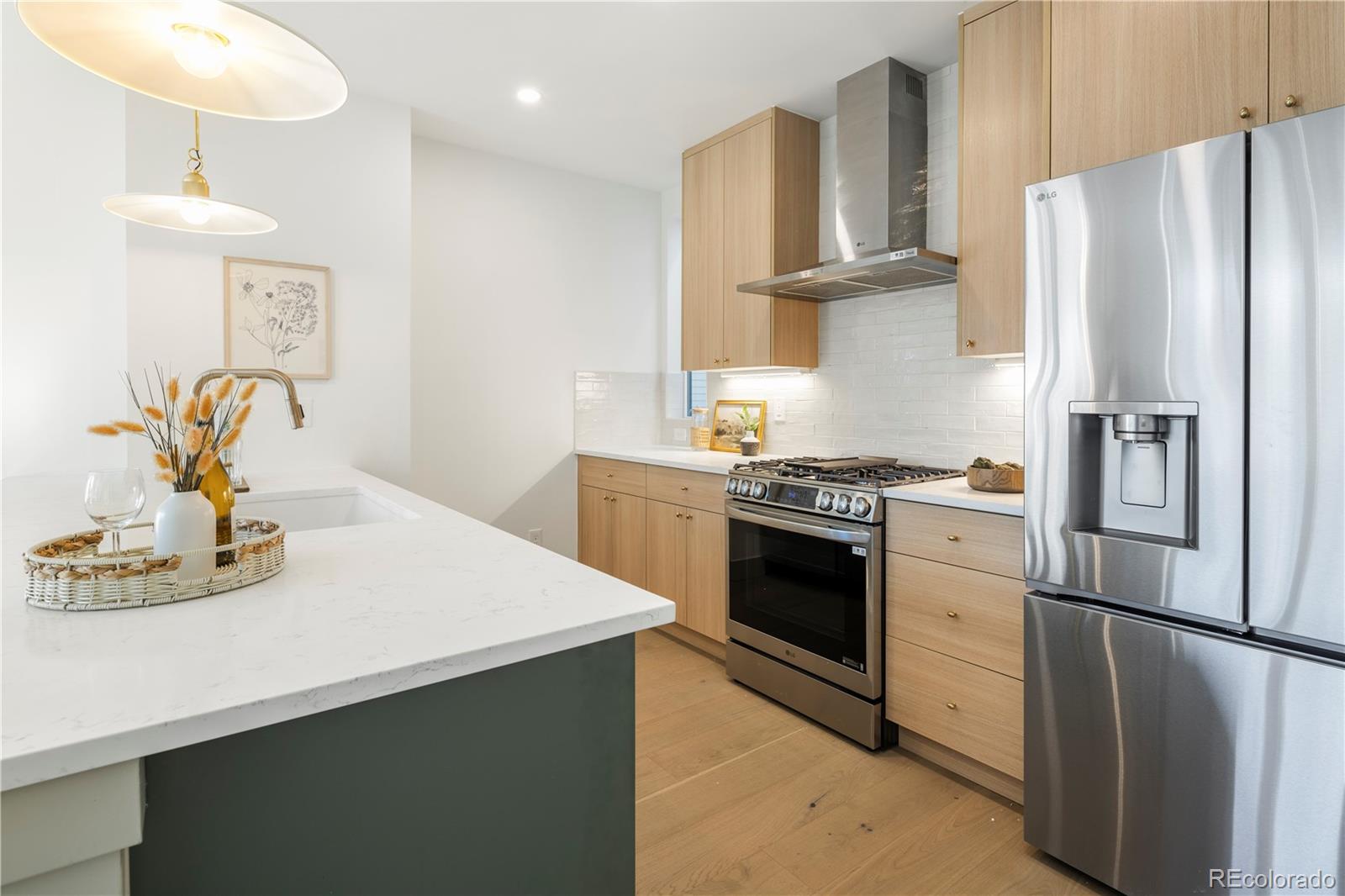 1232 Zenobia Street 7