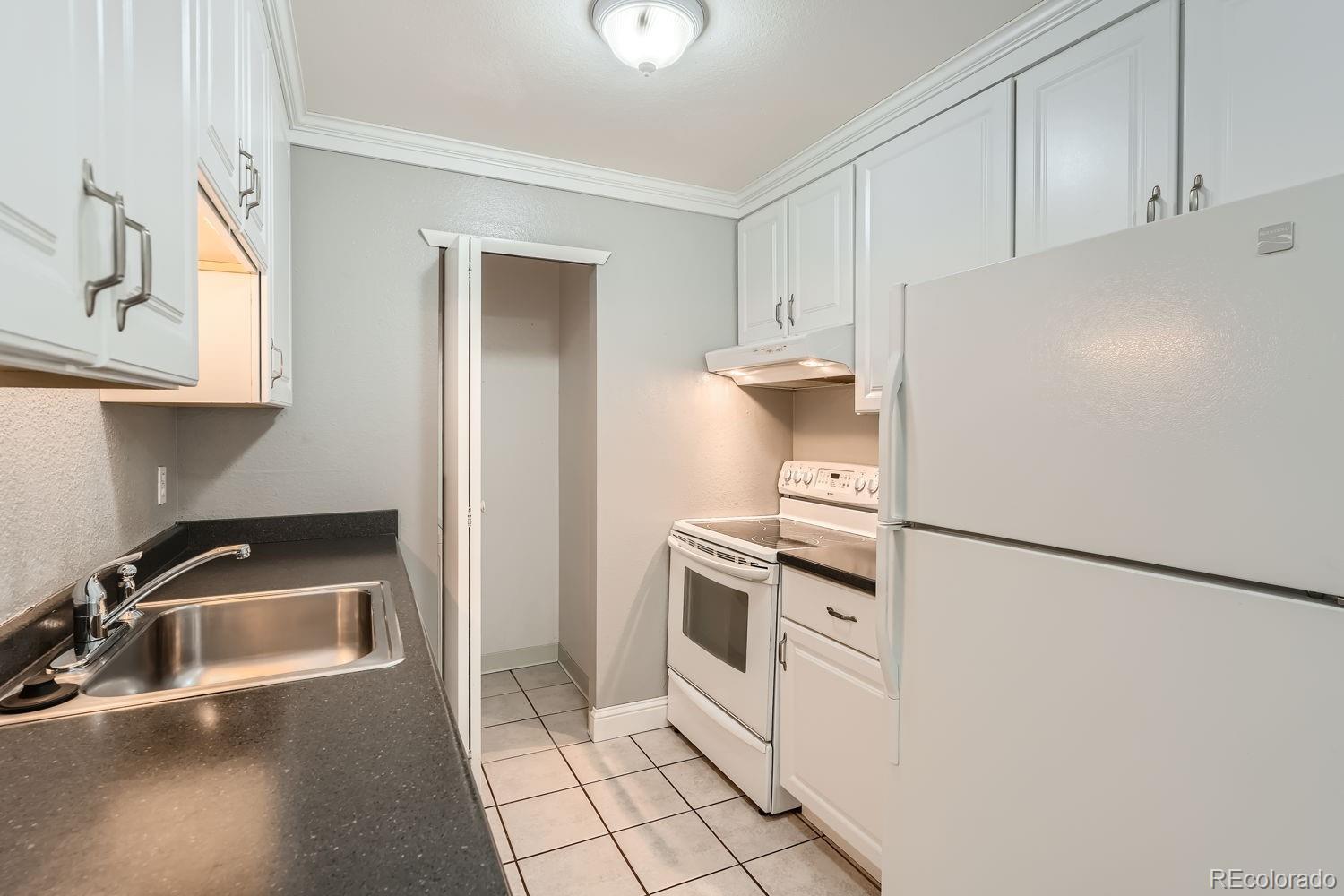 451 Golden Circle 210, Golden, CO, 80401 4 451 Golden Circle 210