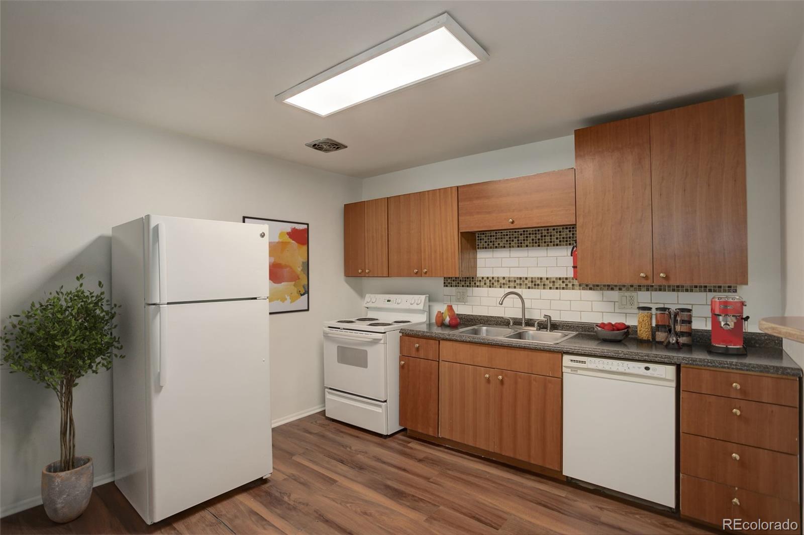 2565 S Sheridan Boulevard 14