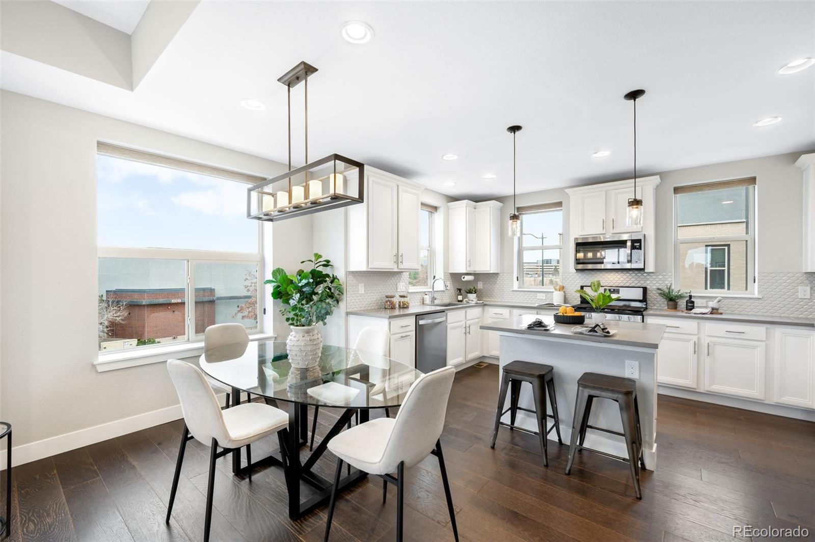 10043 Town Ridge Lane