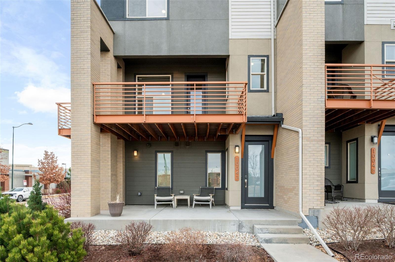 10043 Town Ridge Lane