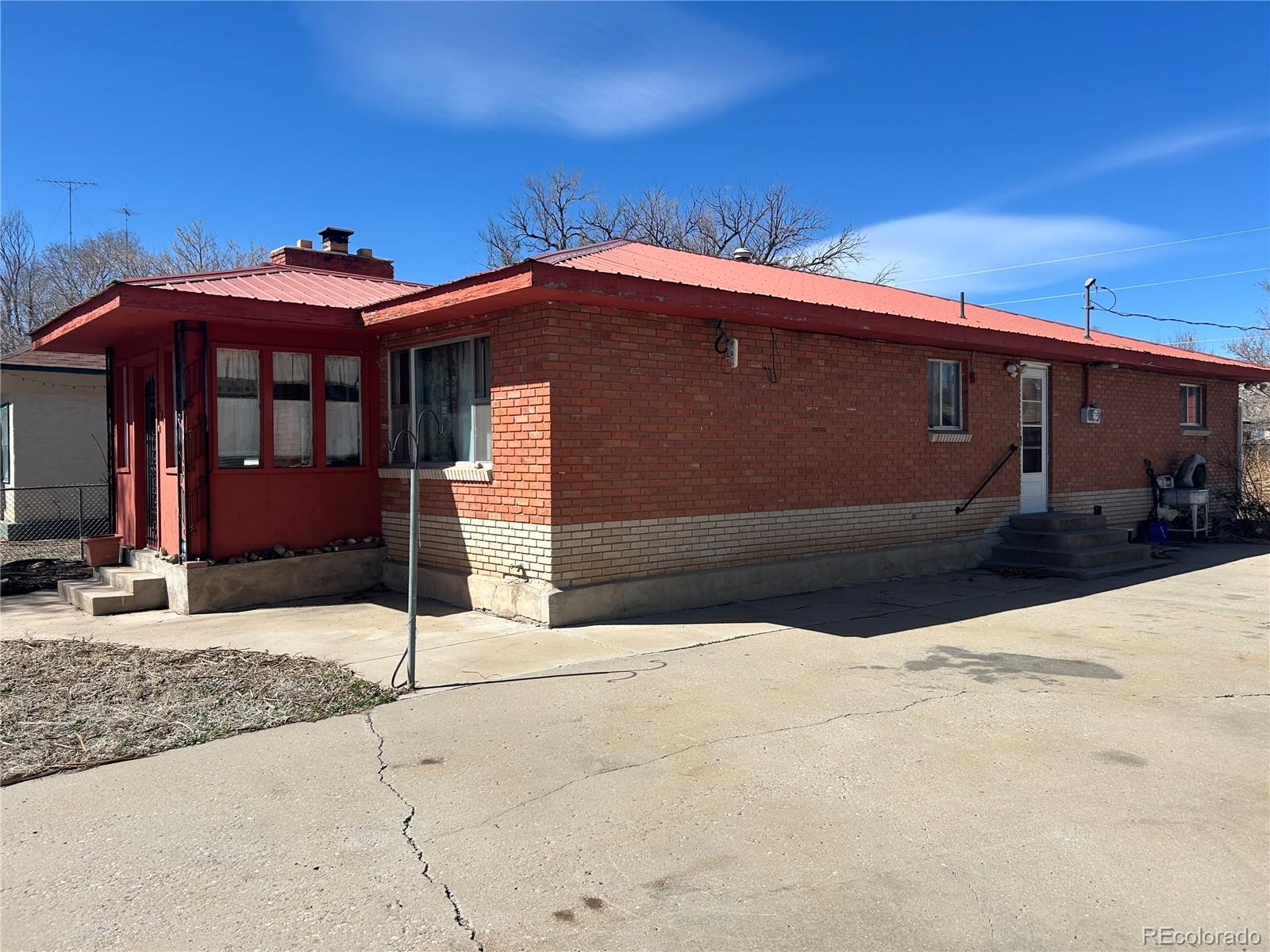 226 E 7th Street, Walsenburg, CO, 81089 3 226 E 7th Street