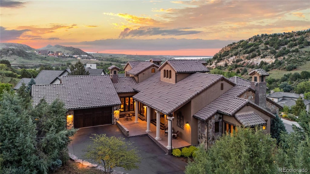 Photo of 8245 Raphael Lane, Littleton, CO 80125 (MLS # 7940117)