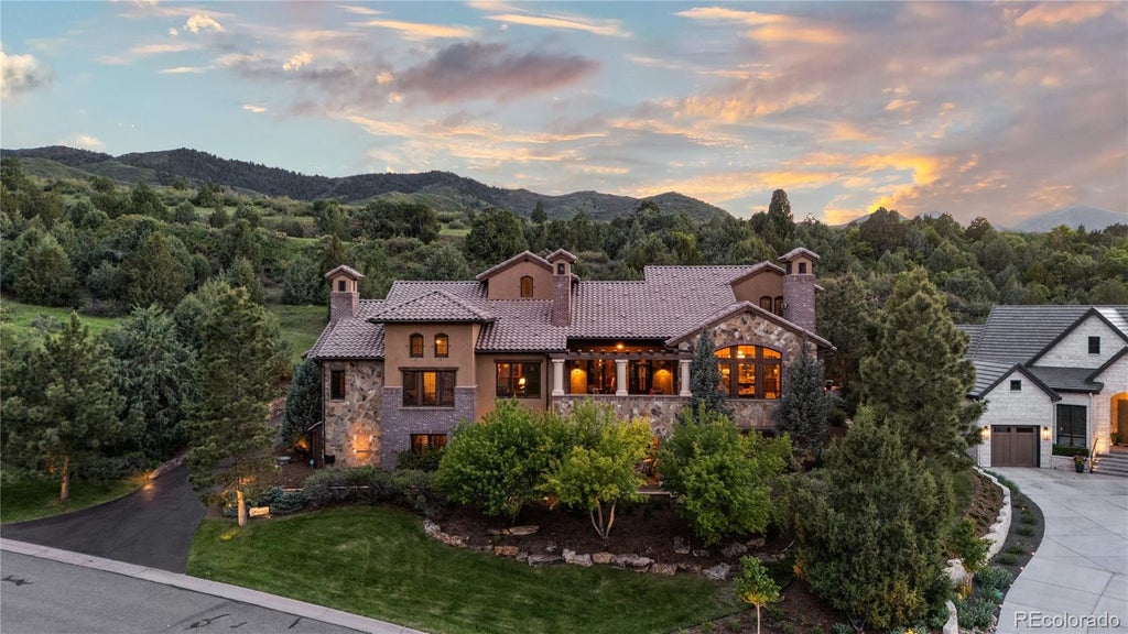 Photo of 8245 Raphael Lane, Littleton, CO 80125 (MLS # 7940117)