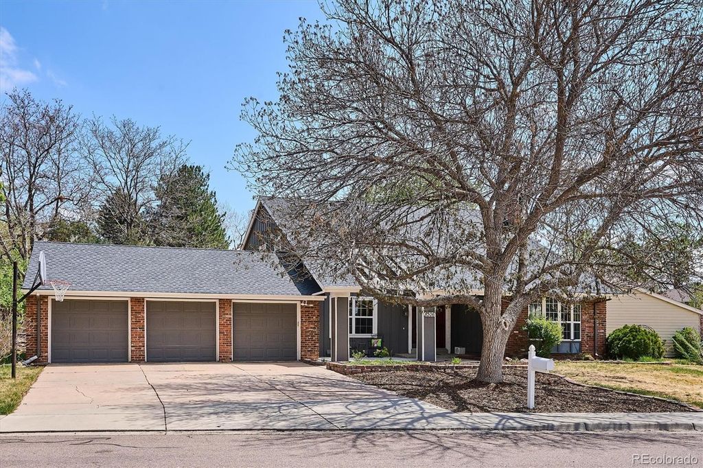 Photo of 8306 E Jamison Circle, Centennial, CO 80112 (MLS # 6762650)