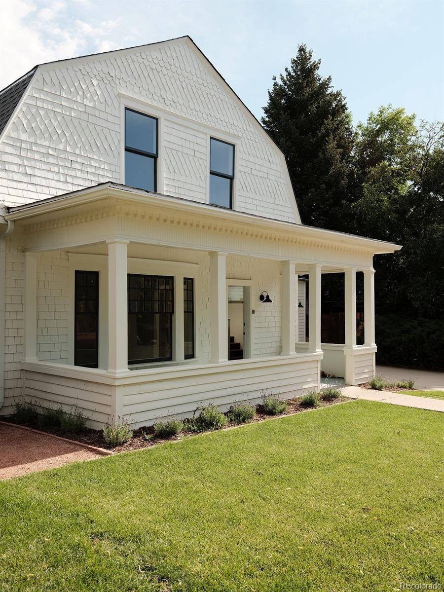 653 Dewey Avenue