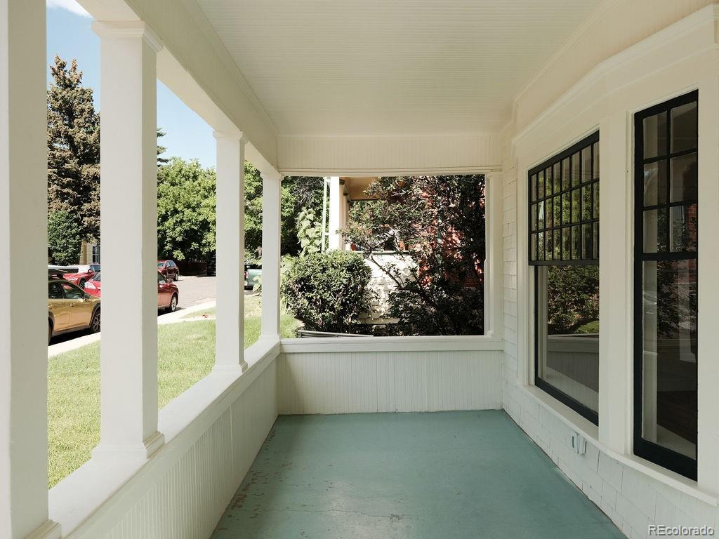 653 Dewey Avenue