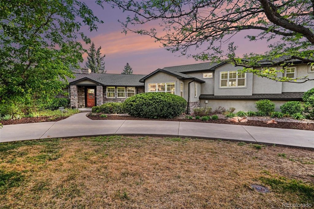 Photo of 26 Lindenwood Drive, Littleton, CO 80120 (MLS # 7733721)