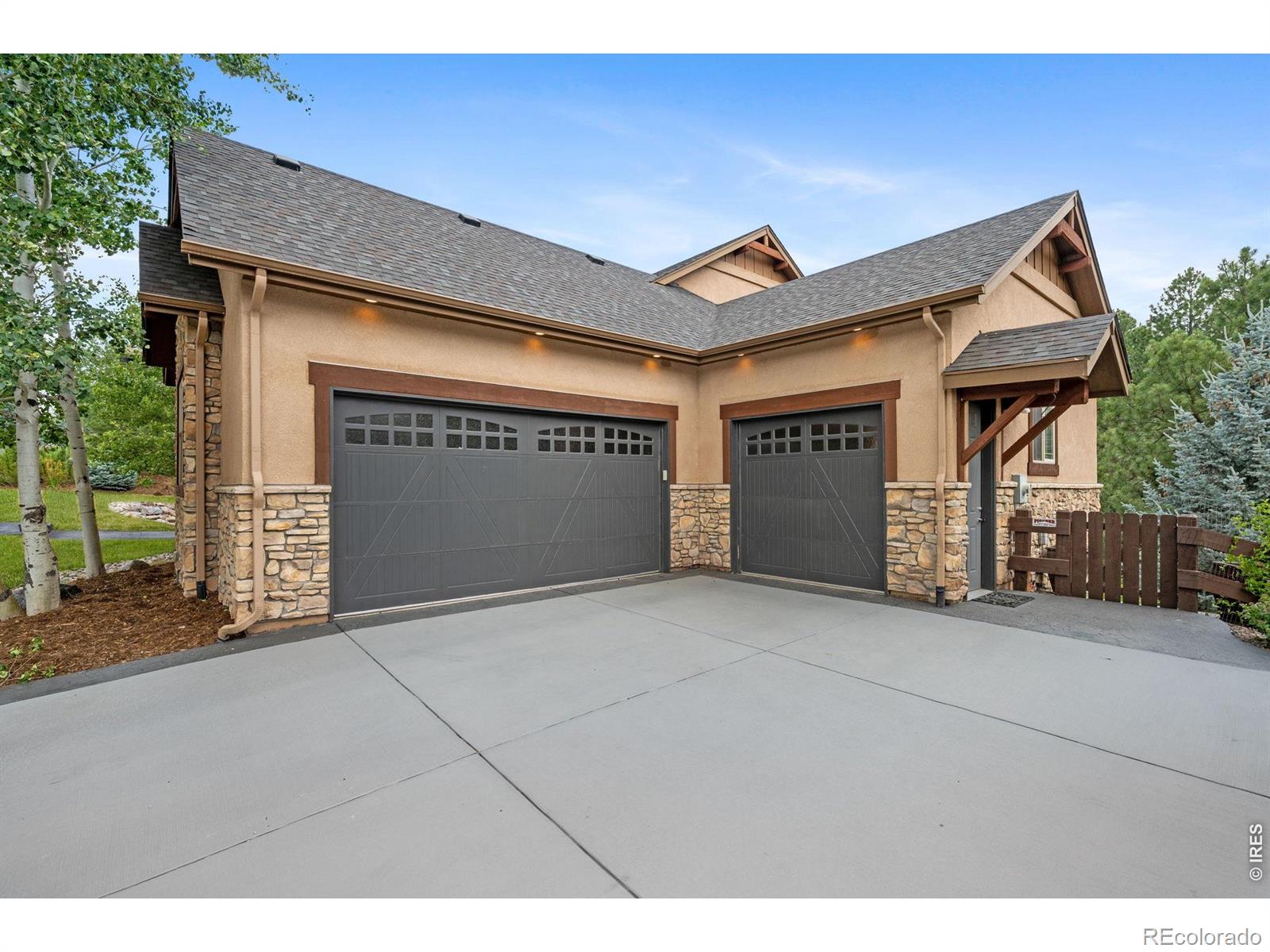 2328 Saddleback Drive