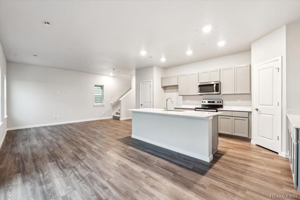 9444 Danube Street, Commerce City, CO, 80022 3 9444 Danube Street