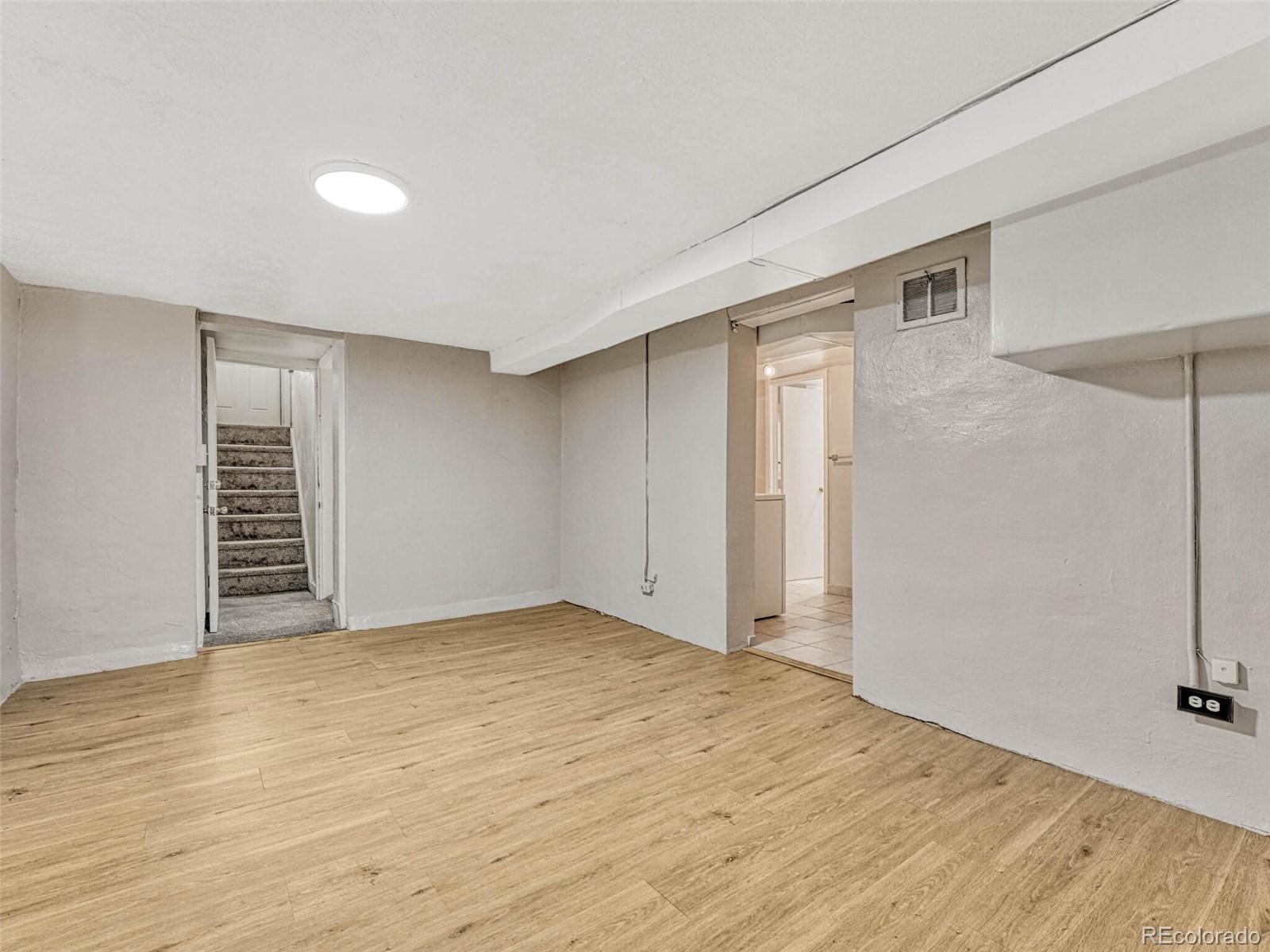 548 S Lincoln Street Basement