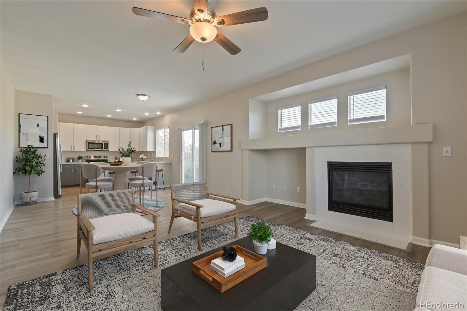 1922 E 164th Place