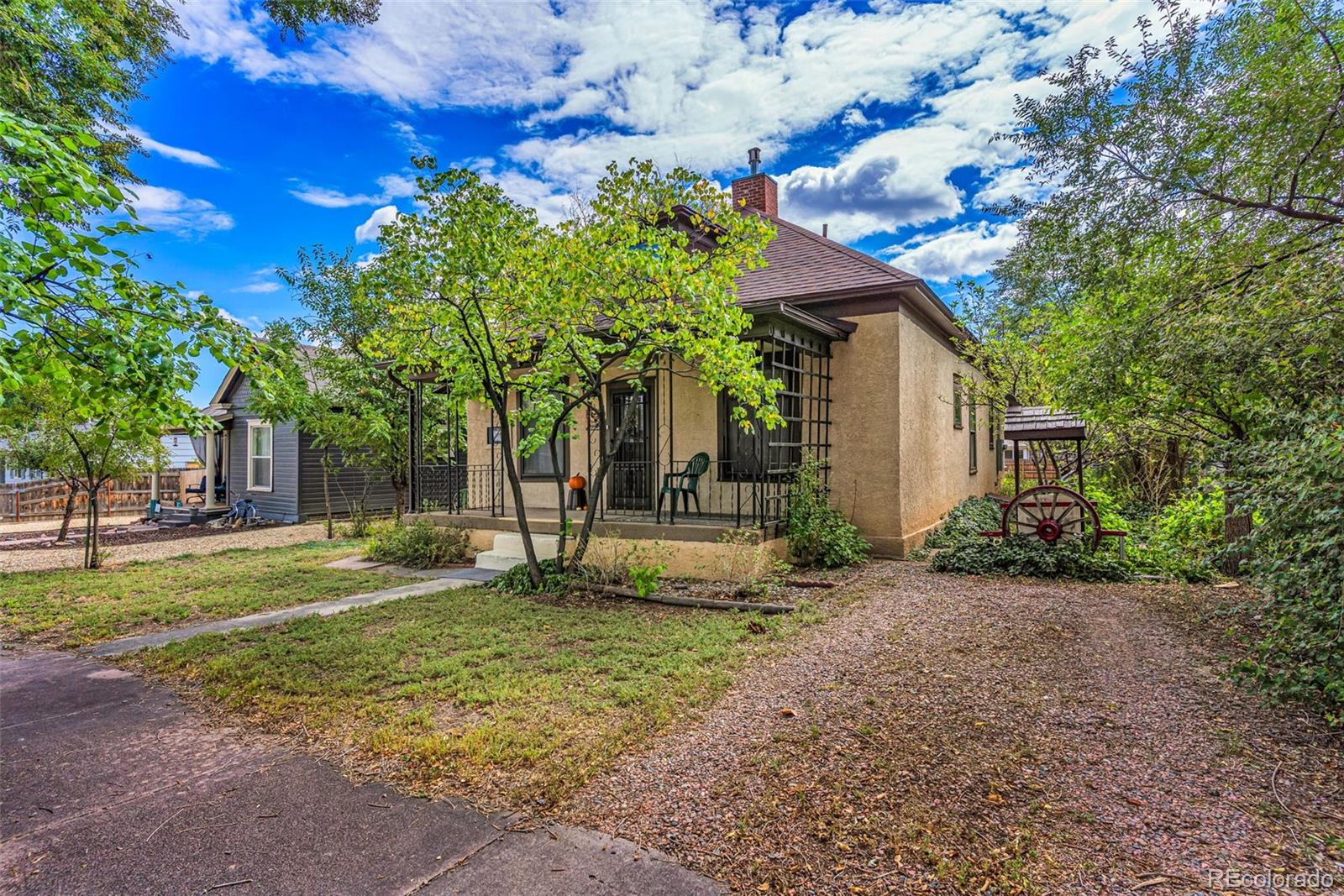 710 Woodlawn