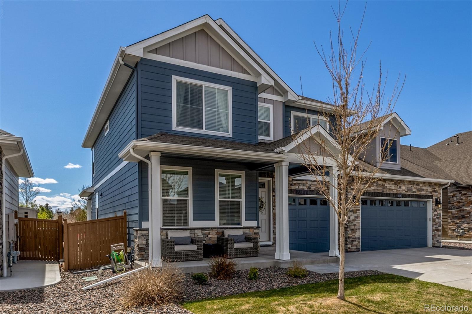 1658 Pinion Wing Circle