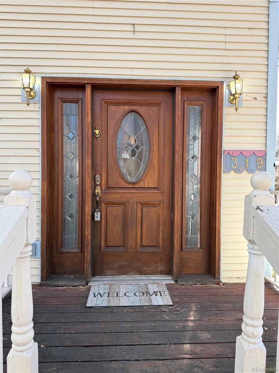 319 W Arkansas Street