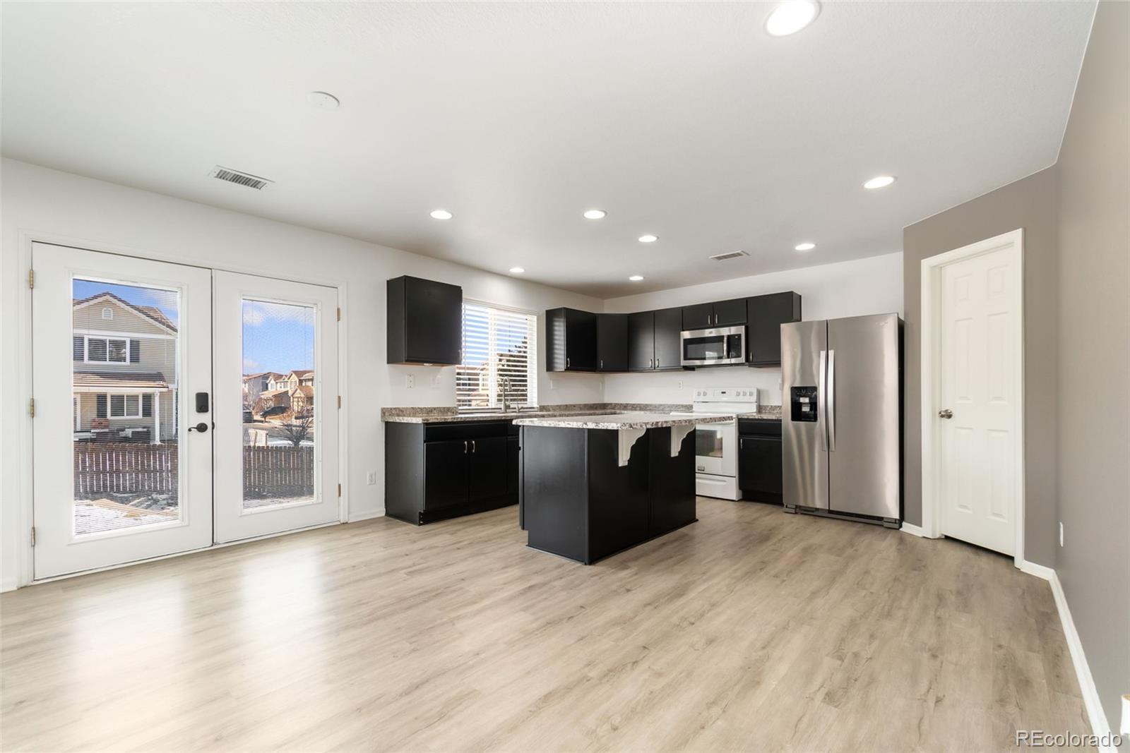 9847 Helena Court