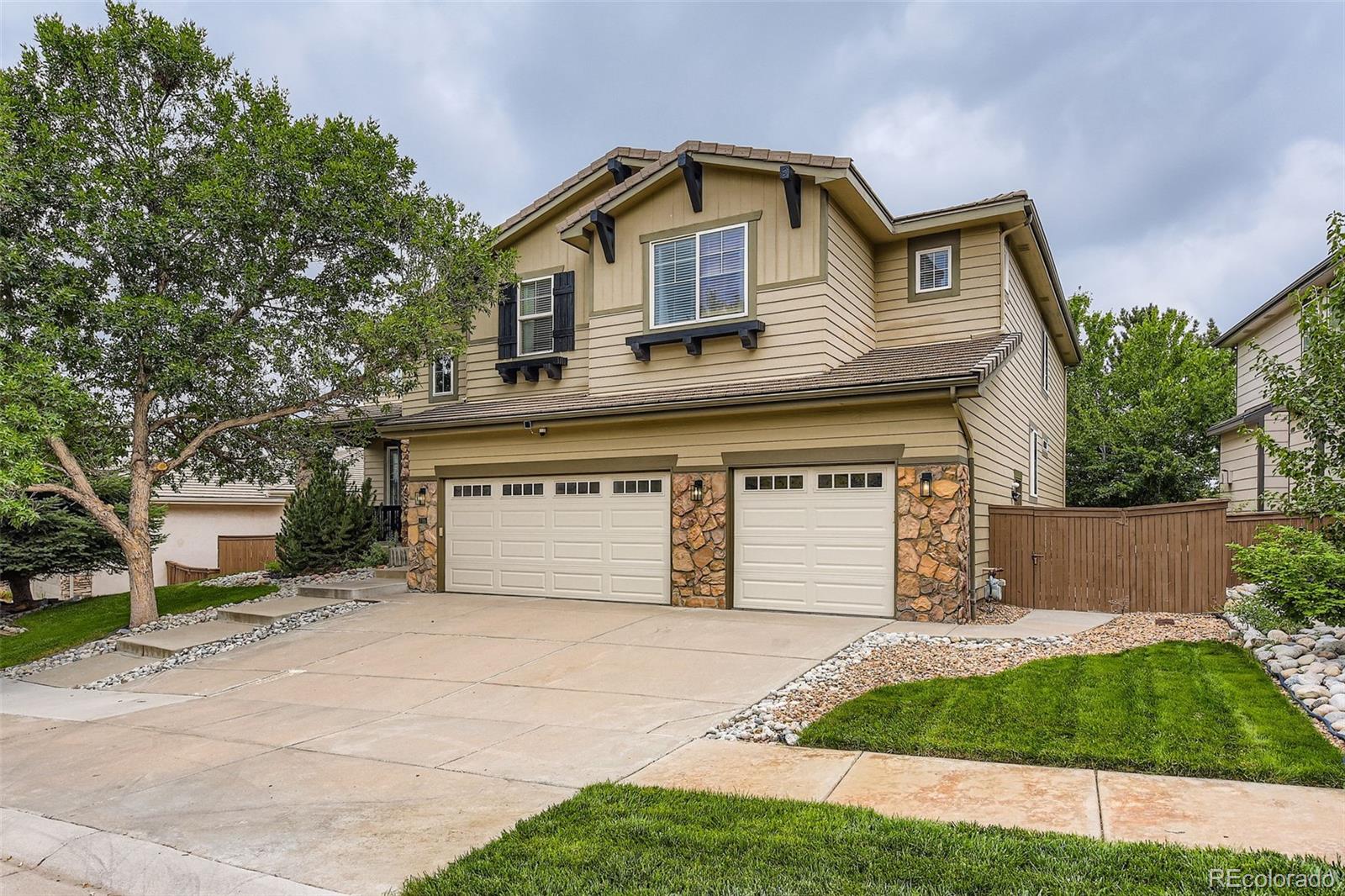 795 Ridgemont Circle