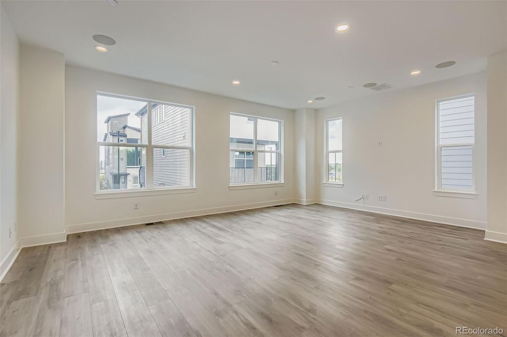 Photo of 10886 E Hinsdale Circle, Centennial, CO 80112 (MLS # 4320274)