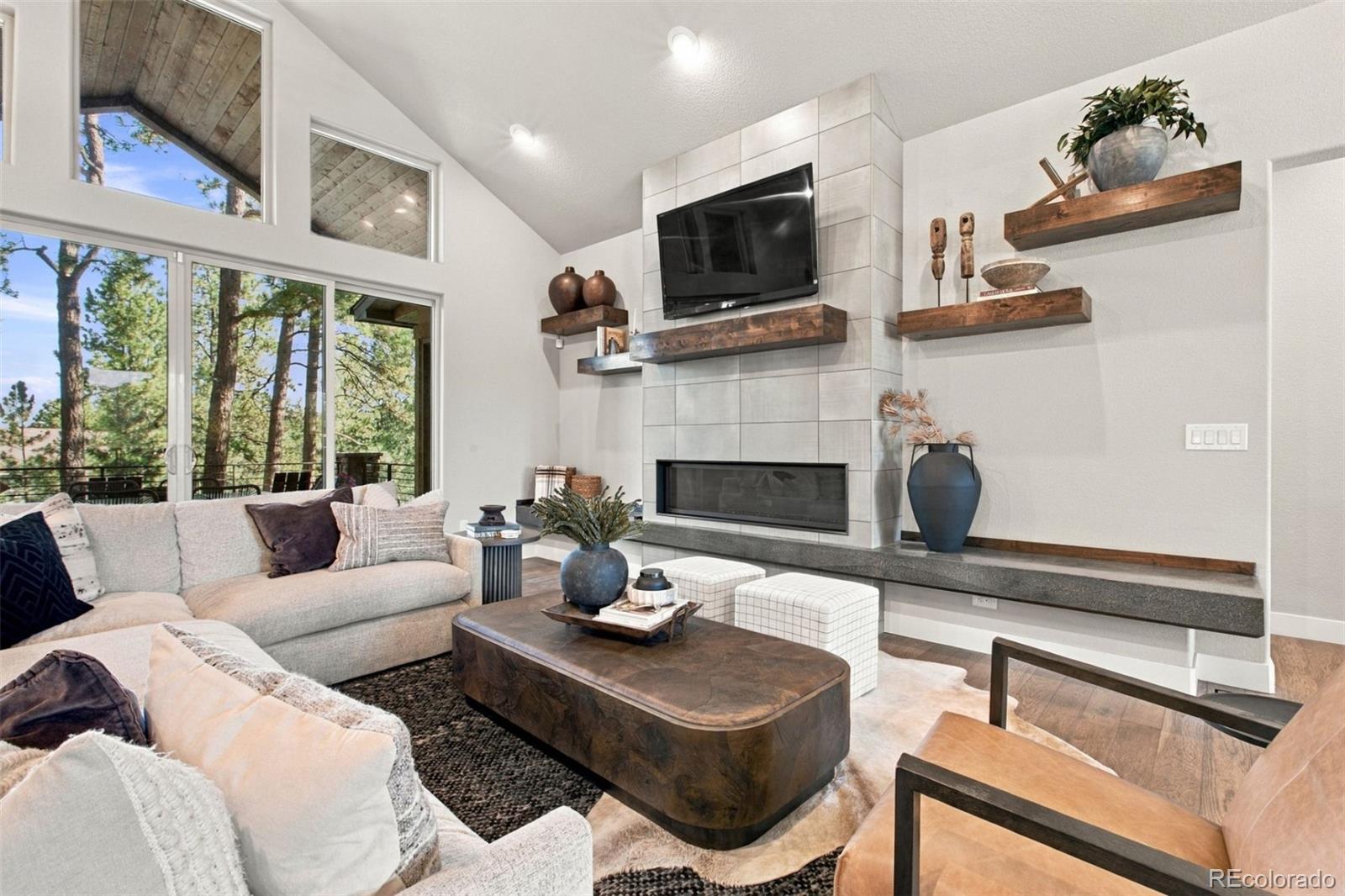 1109 Tenderfoot Drive