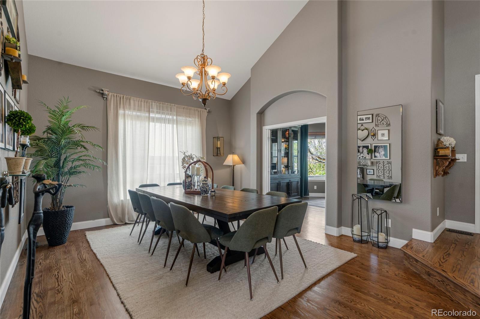 7260 Sapphire Pointe Boulevard