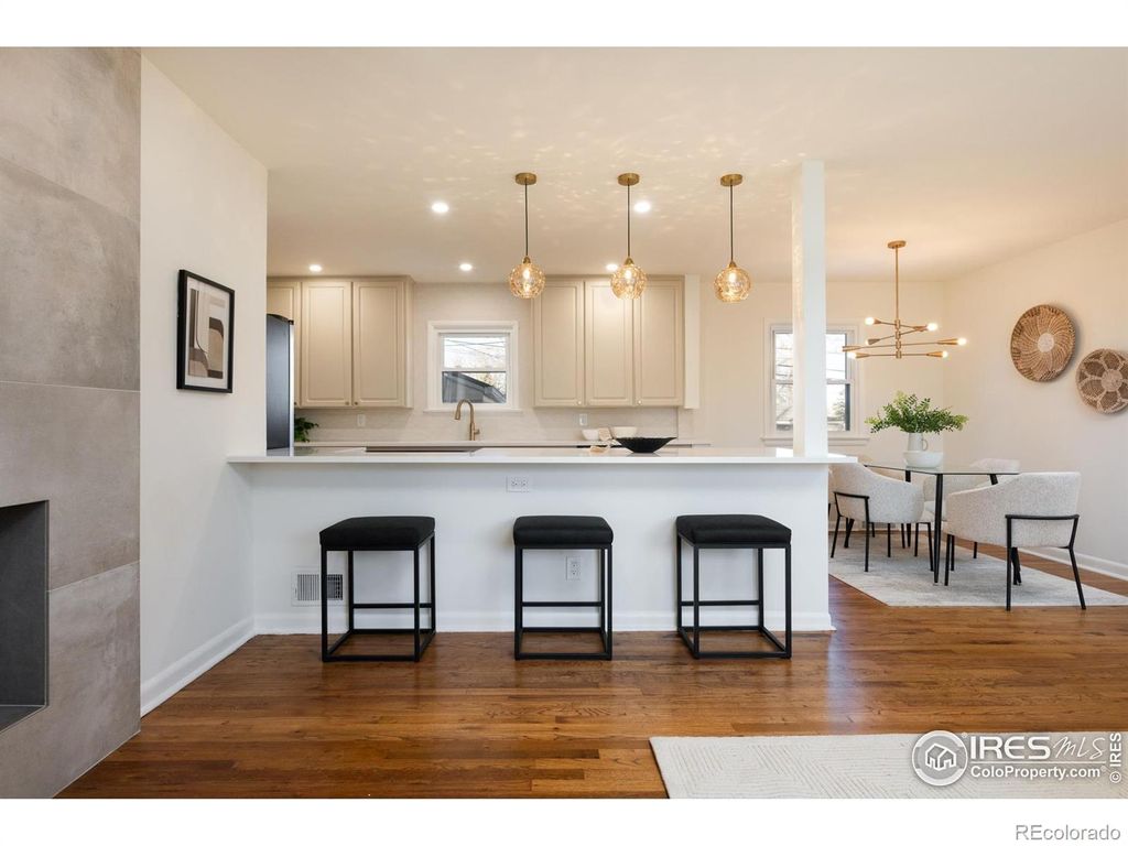 Photo of 6 Sunset Circle, Longmont, CO 80501 (MLS # IR1050346)