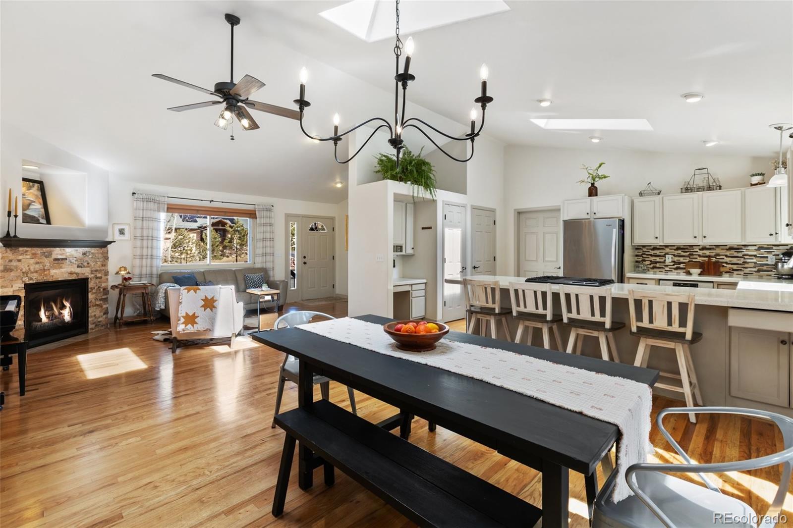 2865 Sunnywood Avenue