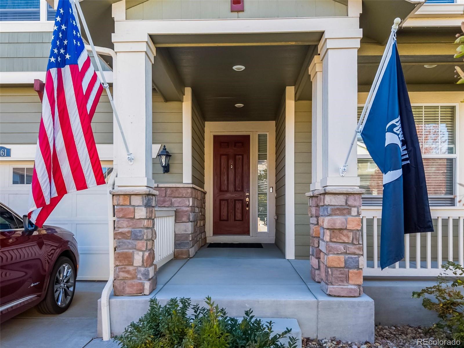 2561 Leafdale Circle