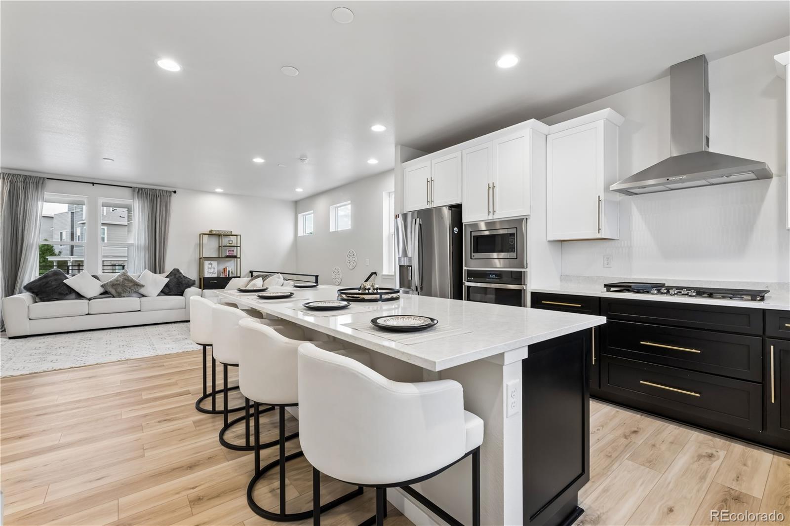 12374 Farmview Street