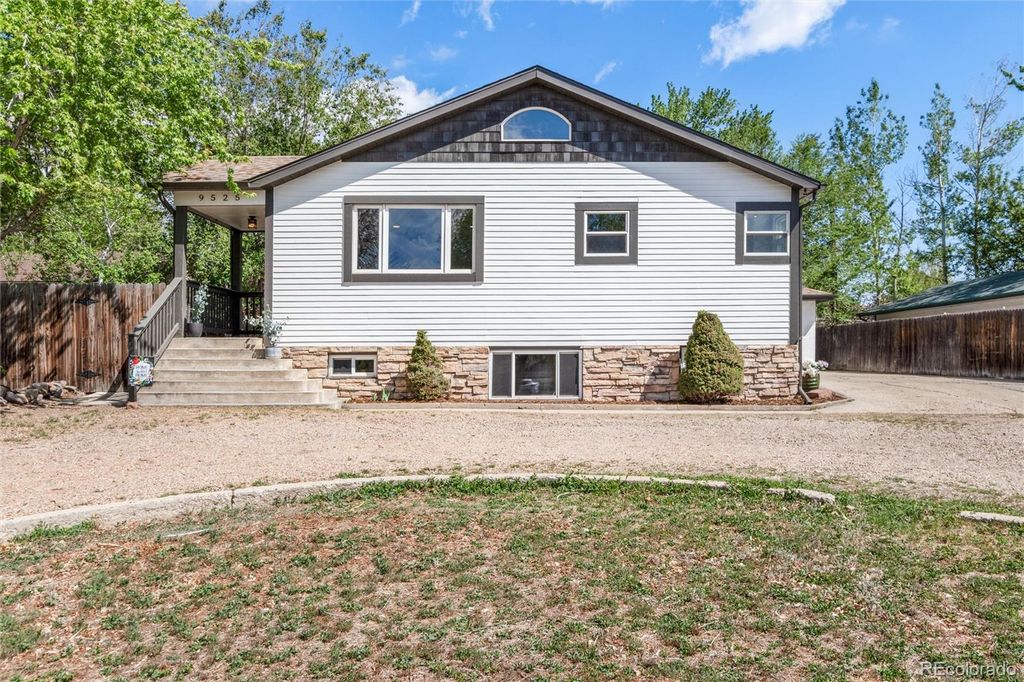 Photo of 9525 W 11th Avenue, Lakewood, CO 80215 (MLS # 7718326)