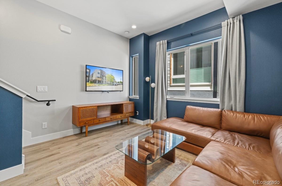 3830 Jason Street 4