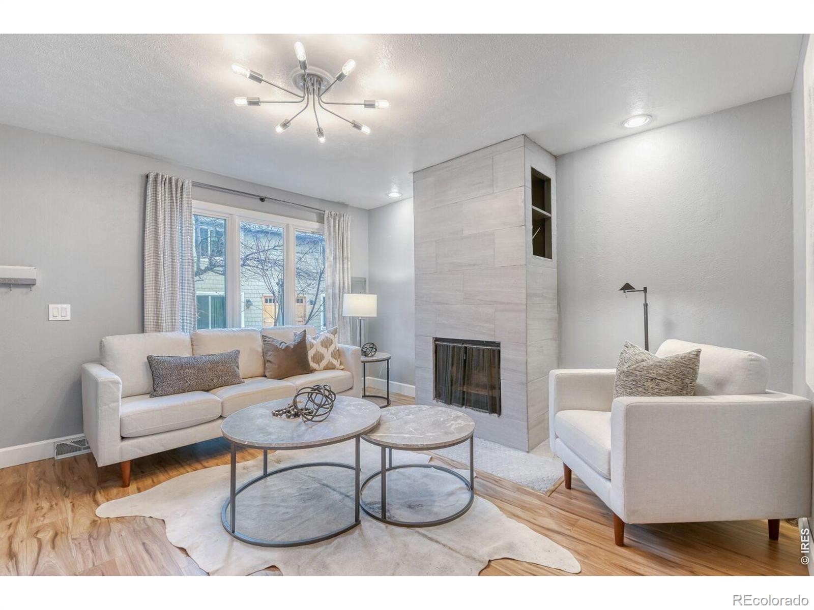 3840 Broadway Street 26