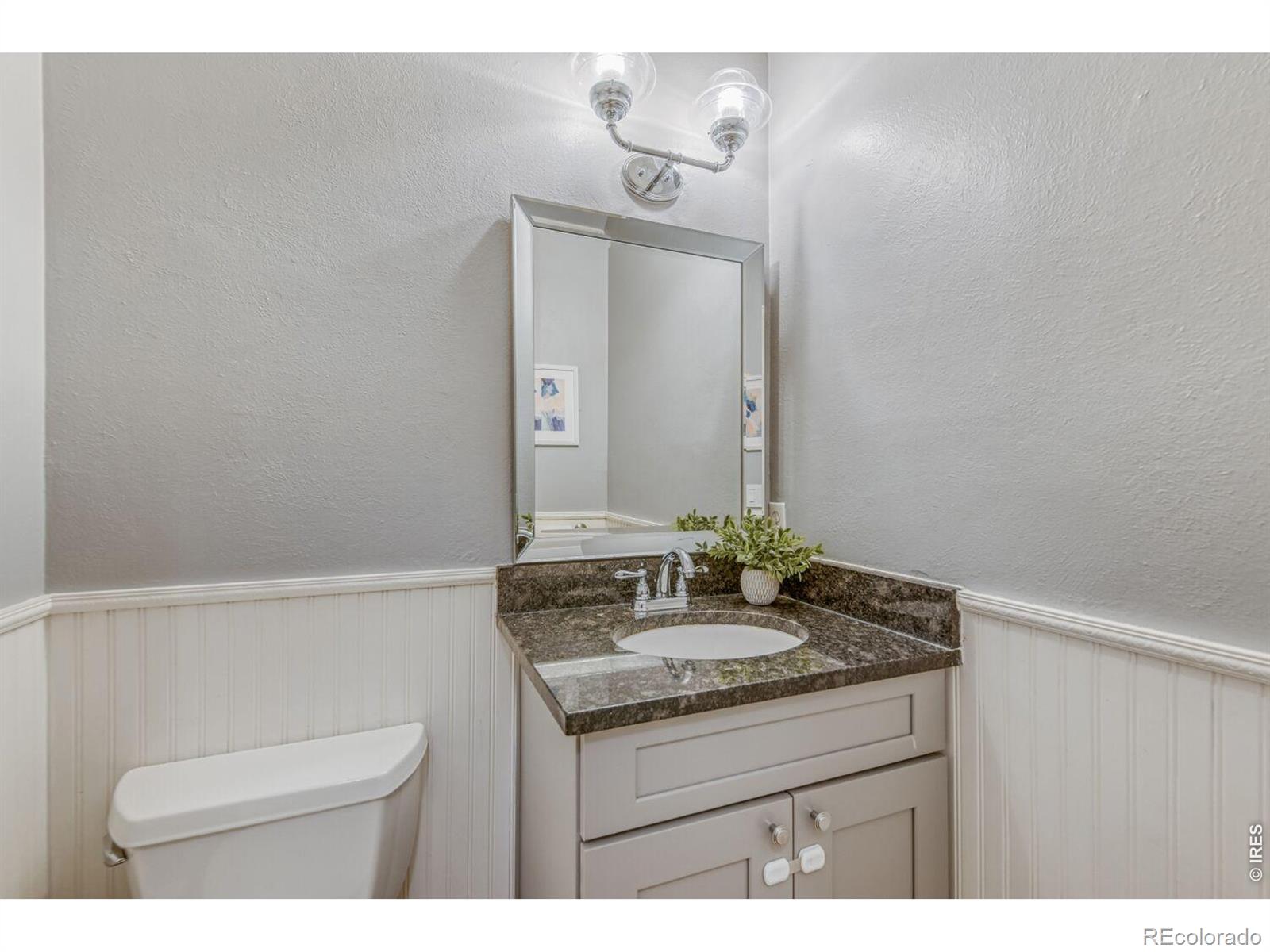 3840 Broadway Street 26