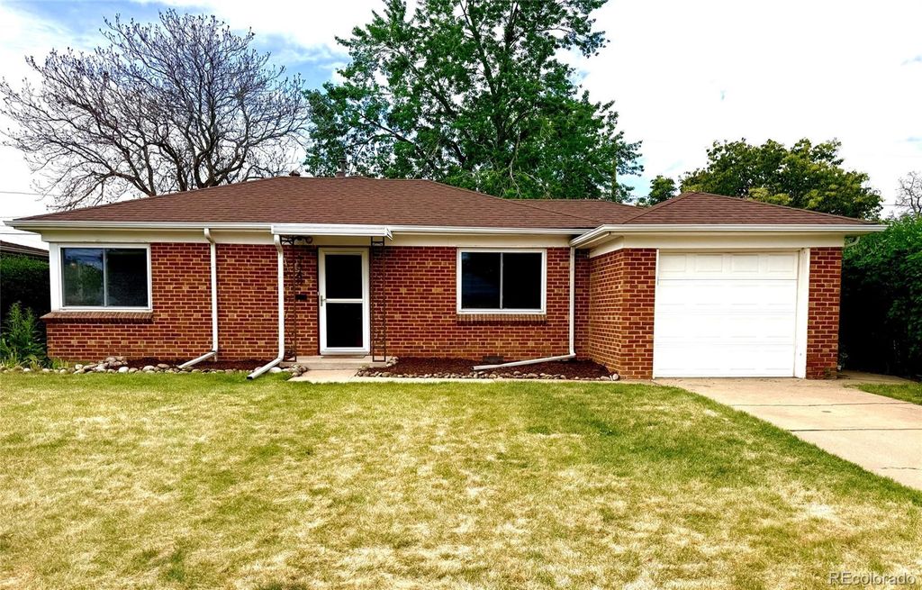 Photo of 3340 E 30th Avenue, Denver, CO 80205 (MLS # 4059039)