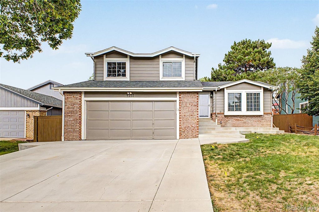 Photo of 9261 Stargrass Circle, Littleton, CO 80126 (MLS # 9599779)