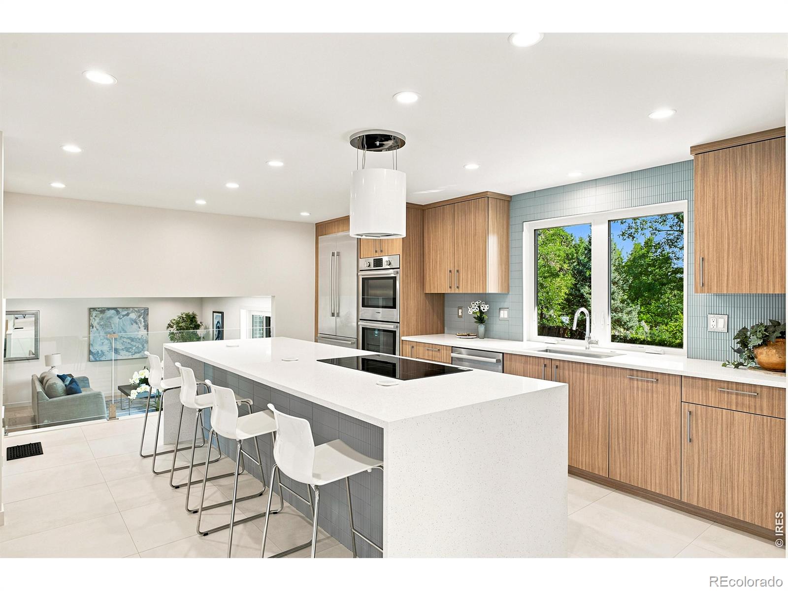 3072 Mountain Shadows Drive