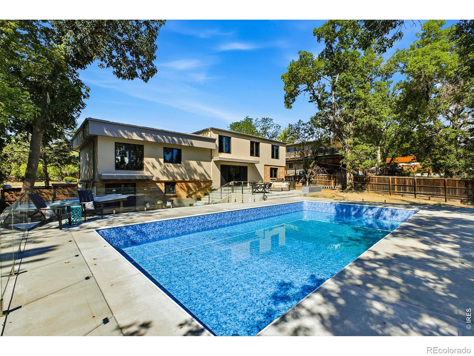 3072 Mountain Shadows Drive