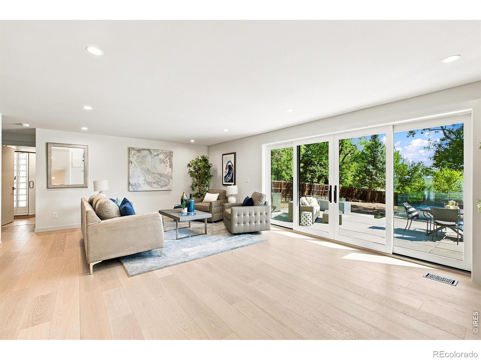 3072 Mountain Shadows Drive