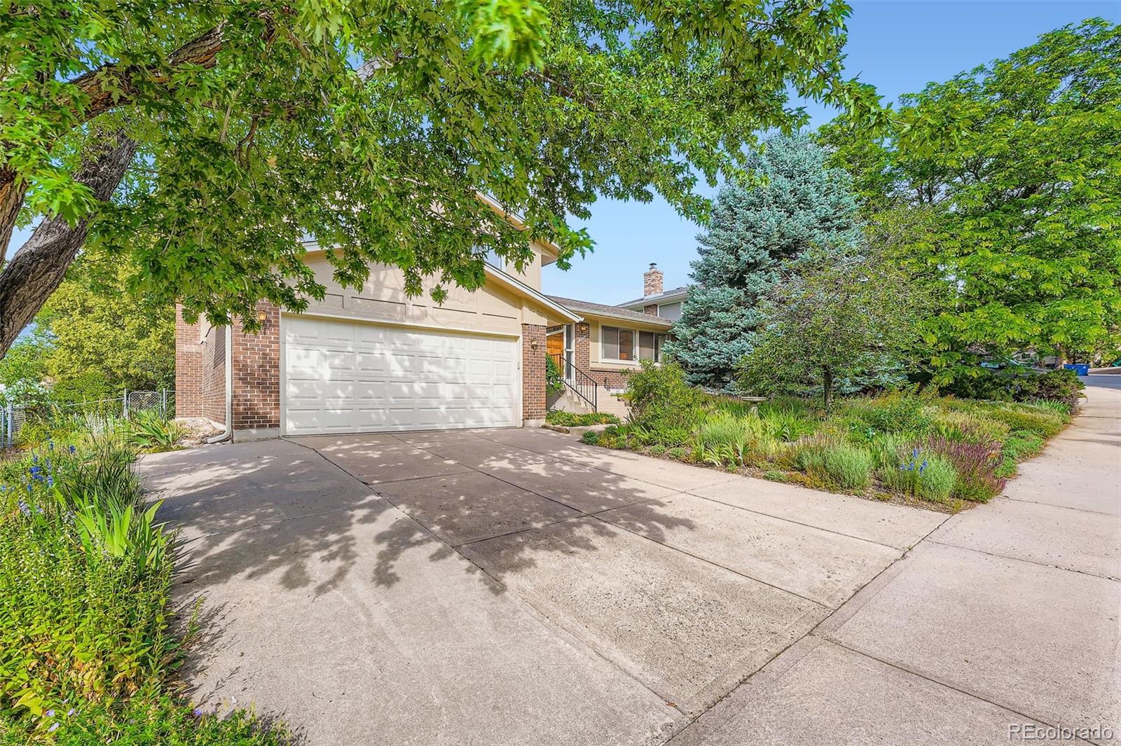 13934 W Warren Drive, Lakewood, CO, 80228 1 13934 W Warren Drive