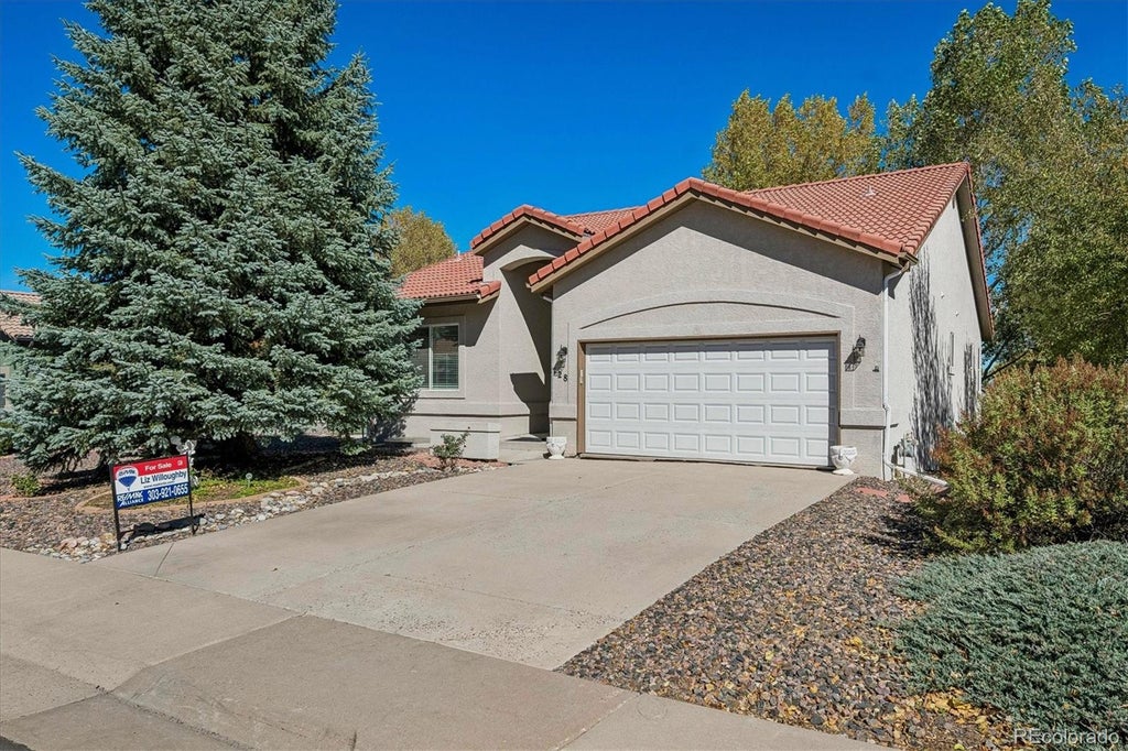 Photo of 128 Las Lunas Street, Castle Rock, CO 80104 (MLS # 4547992)