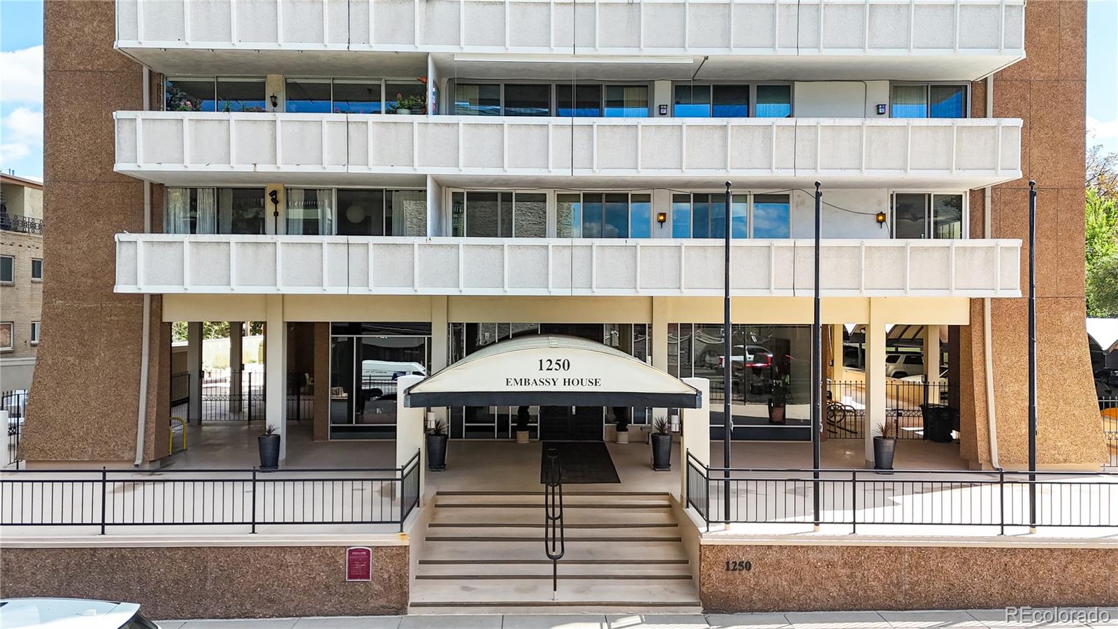 1250 N Humboldt Street 805