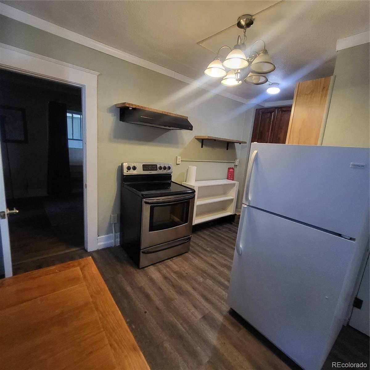 811-813 4th Street