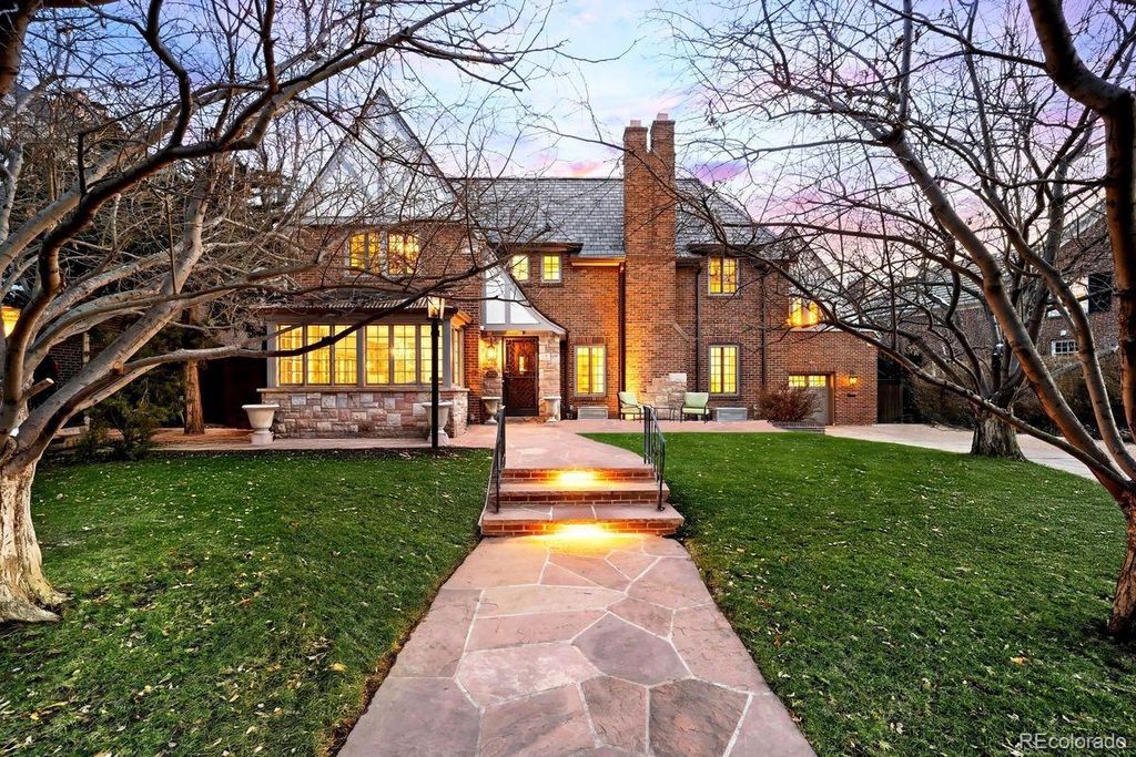 Photo of 2020 E 4th Avenue, Denver, CO 80206 (MLS # 4710633)