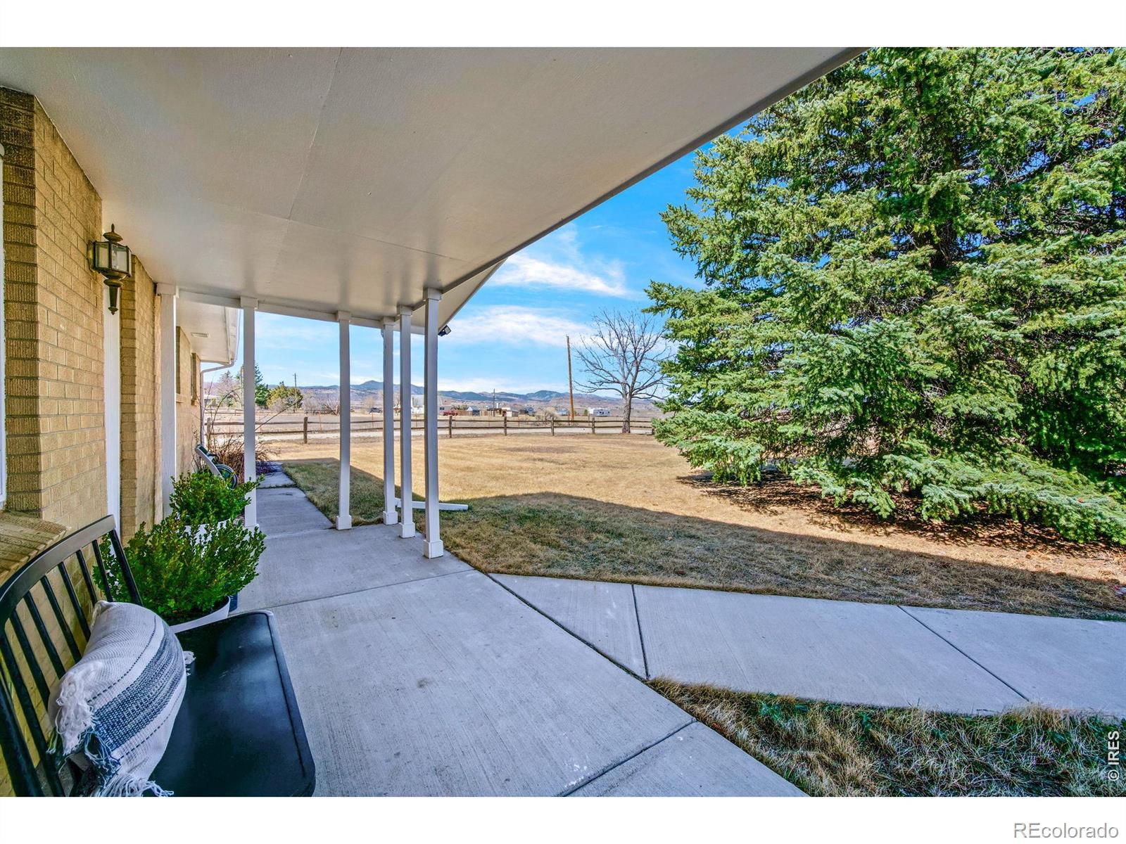 3413 Cottonwood Lane