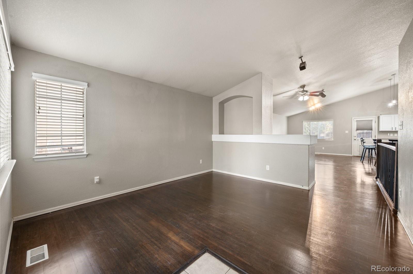 11384 Oakland Drive