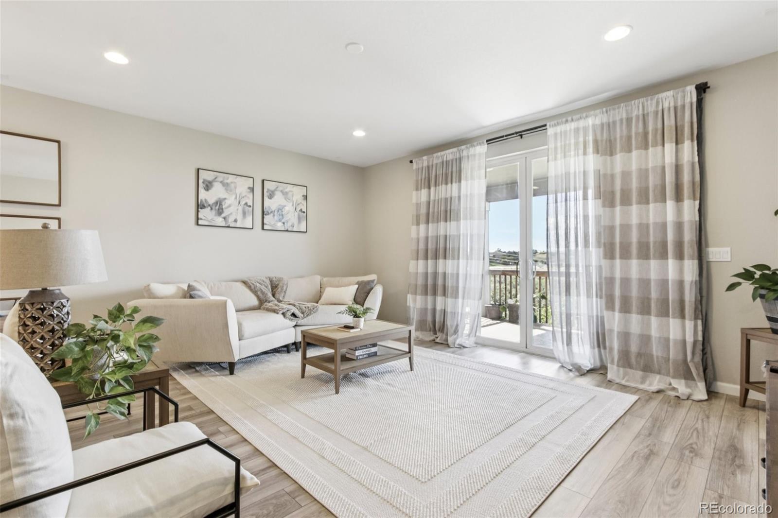 3629 White Rose Loop